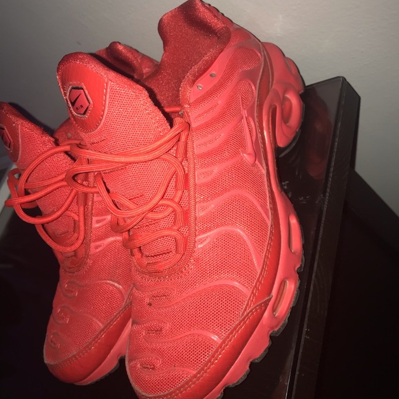 Nike Air Max Plus - Picture 2 of 6